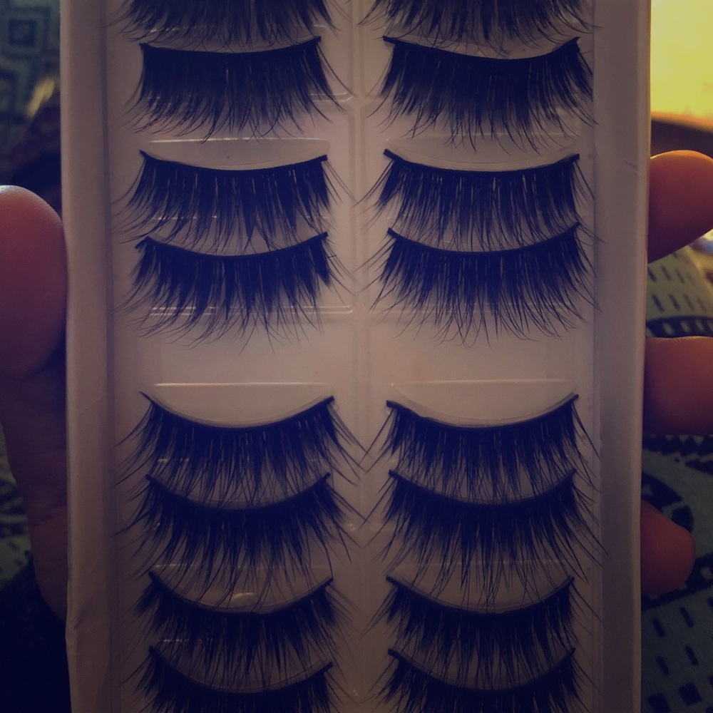 Eyelashes